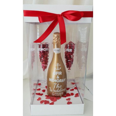 בקבוק שמפניה/יין + 2 כוסות בעיצוב אישי (ניתן להוסיף תמונה)